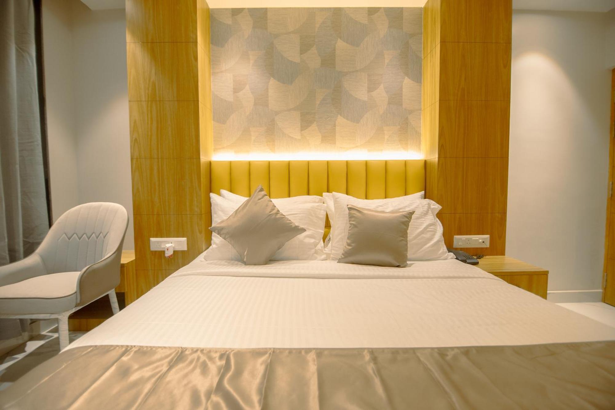 Hotel Dc Star 콜카타 외부 사진