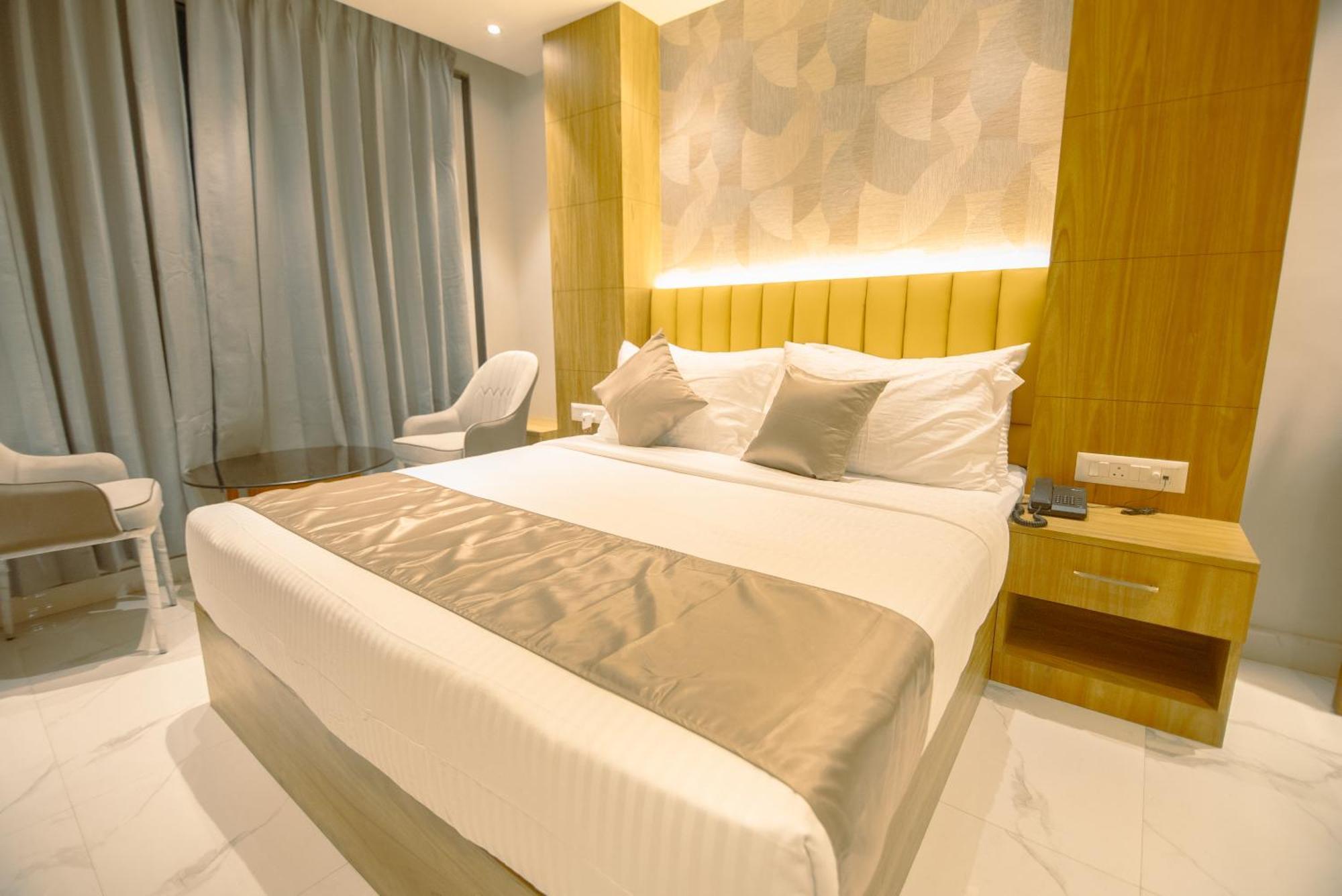Hotel Dc Star 콜카타 외부 사진