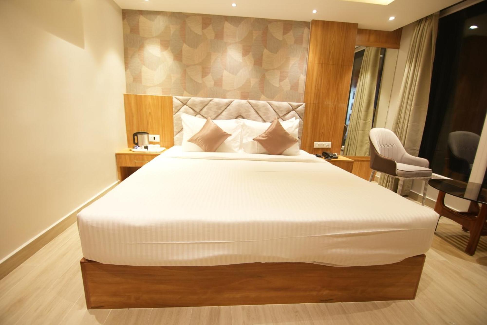 Hotel Dc Star 콜카타 외부 사진