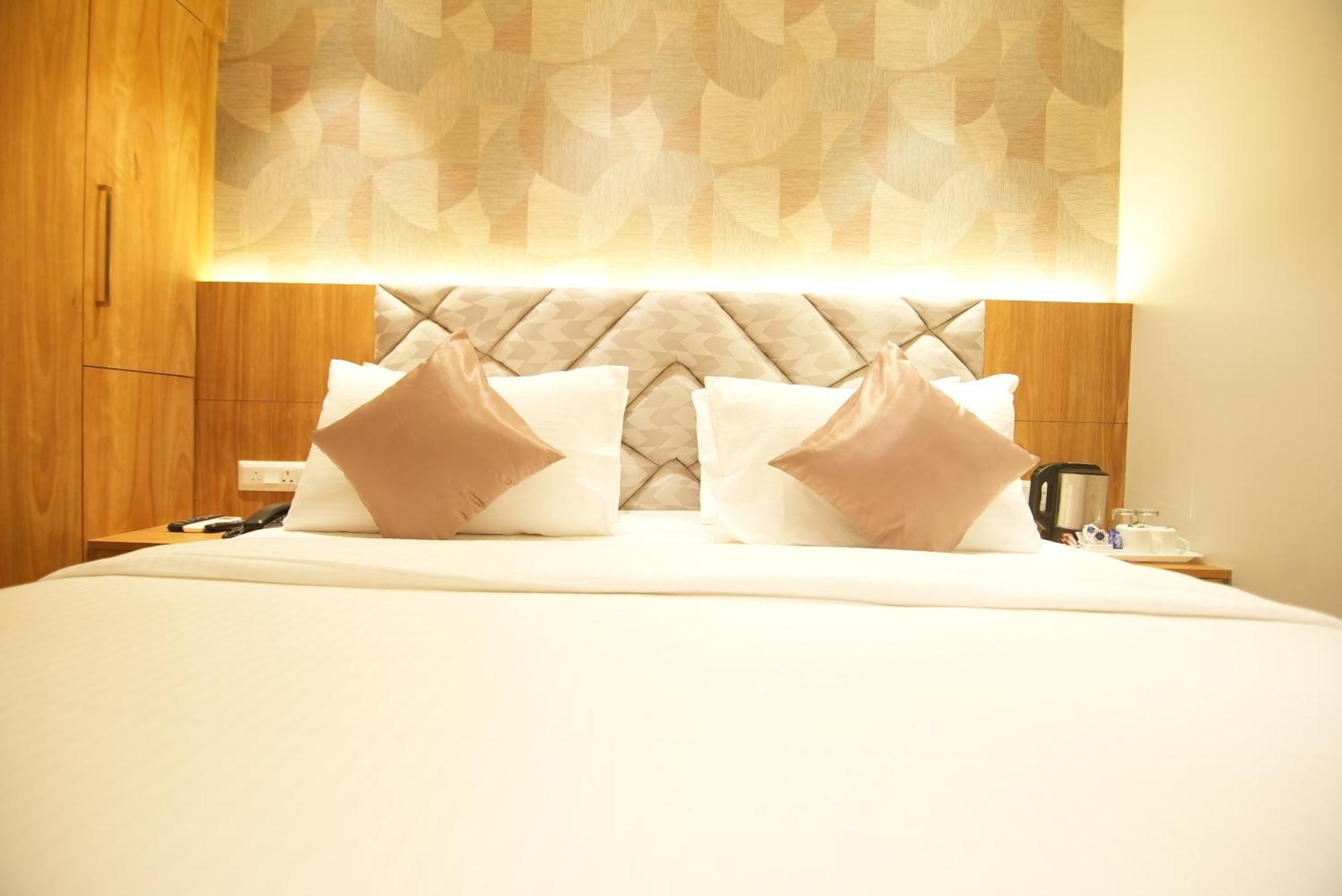 Hotel Dc Star 콜카타 외부 사진